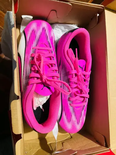 Botines de fútbol rosados Puma - miniatura 4