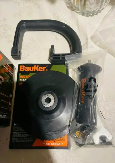 Pulidora Bauker 1300 W en caja original - miniatura 5
