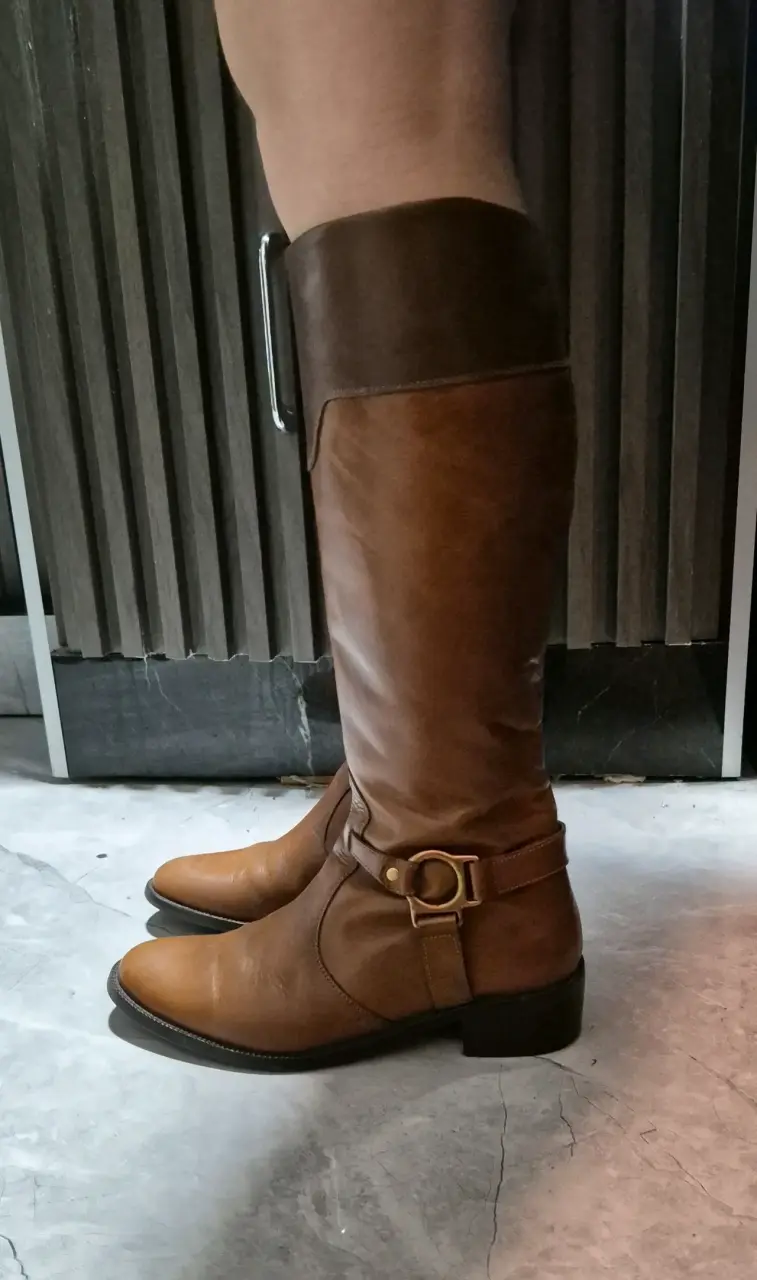 Botas largas cafe cuero pollini - 3