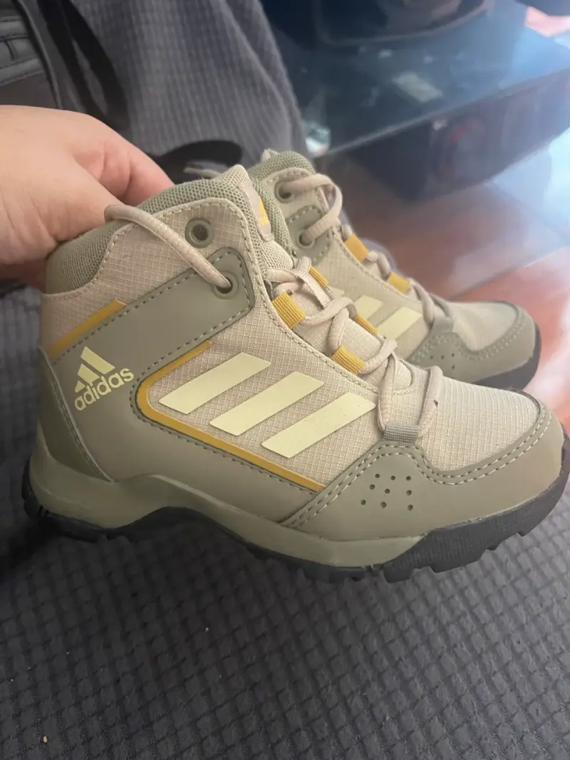 Botines deportivos Adidas beige - 1