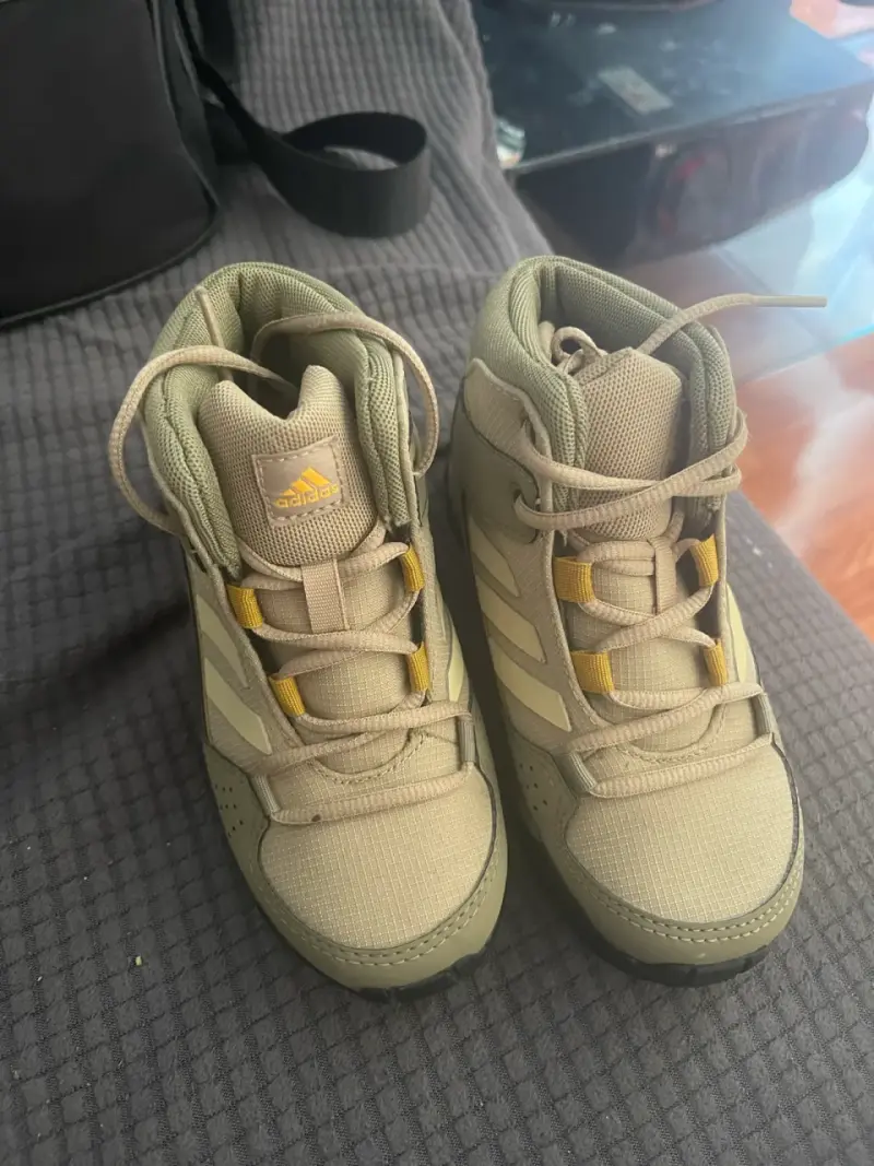 Botines deportivos Adidas beige - 2