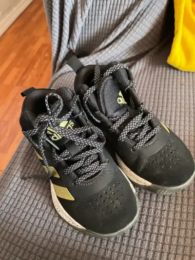 Zapatillas negras Adidas para niños - miniatura 2