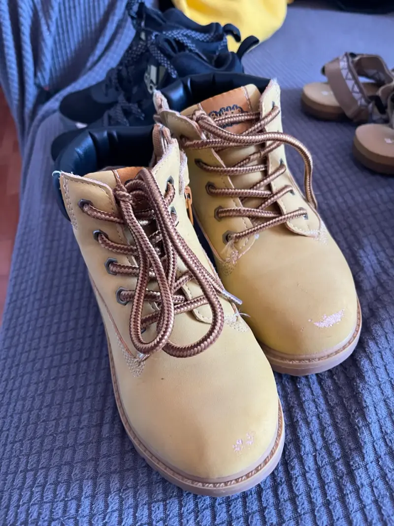 Botas amarillas para niños bubble gummers 28 - 1