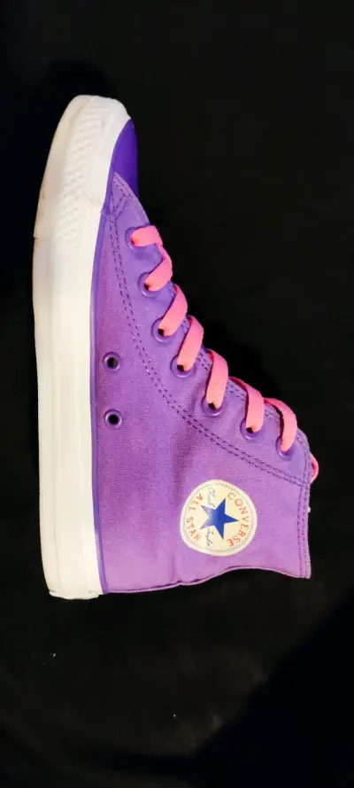 Zapatilla Converse morada con rosado - miniatura 1