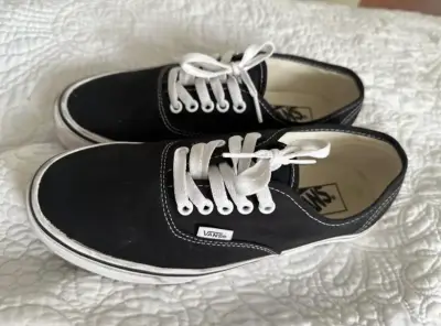Zapatillas Vans Authentic Negras - miniatura 1
