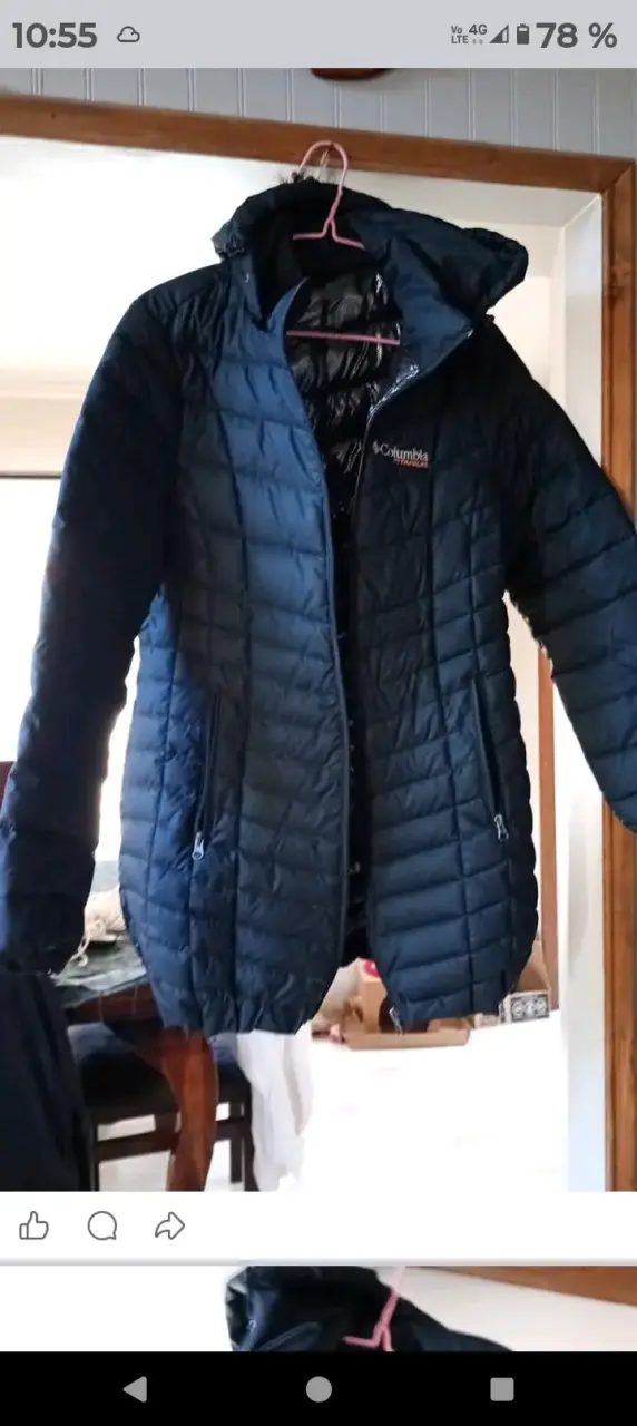 Parka Columbia negra con capucha - 1