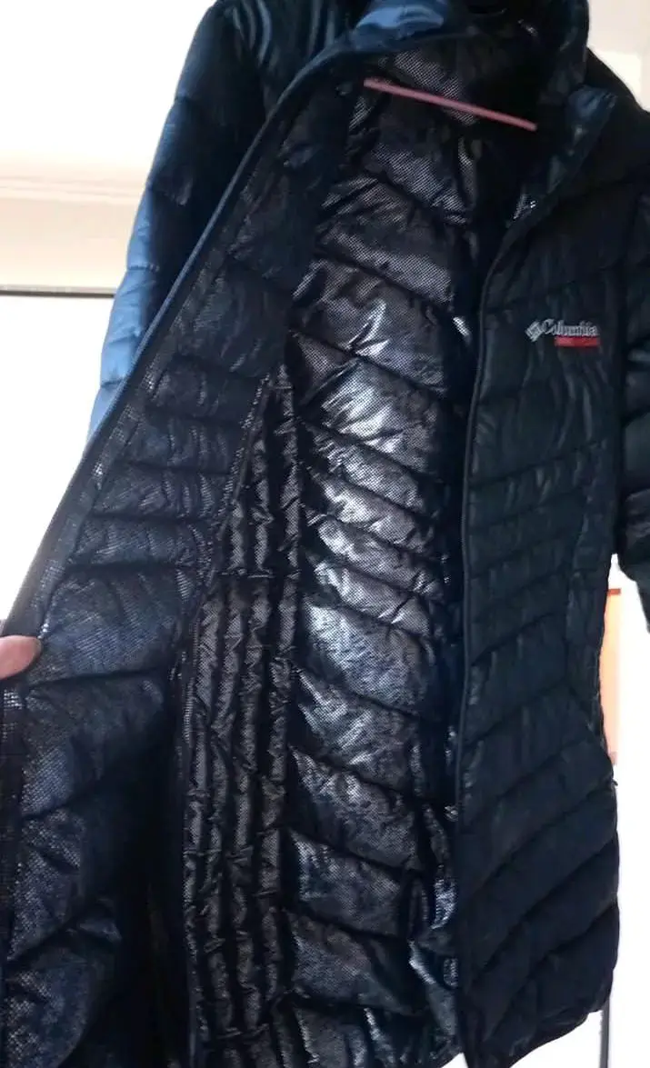 Parka Columbia negra con capucha - 3