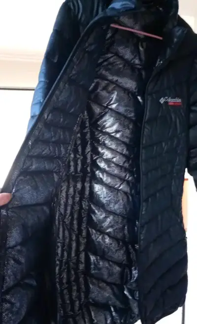 Parka Columbia negra con capucha - miniatura 3