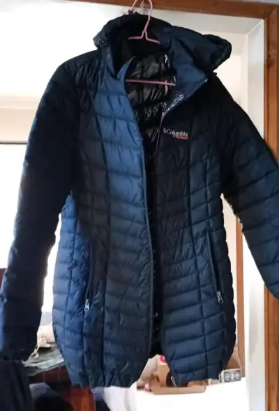 Parka Columbia negra con capucha - miniatura 6