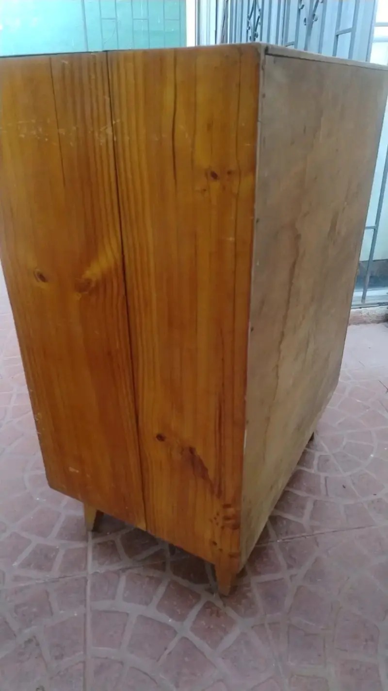 Cómoda de madera con cajones - 3