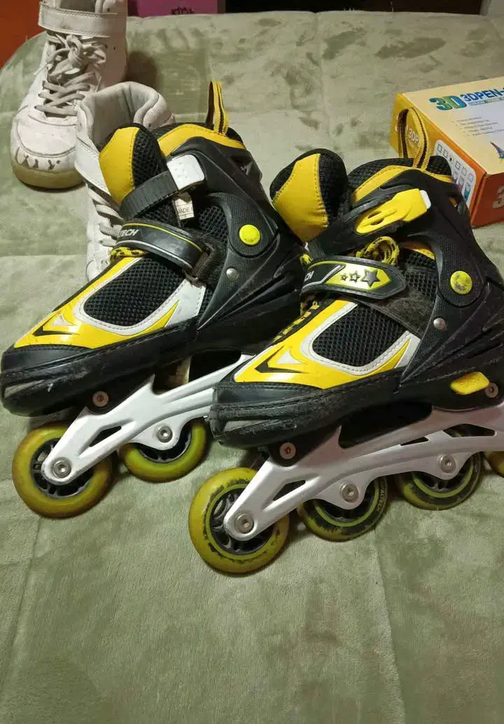 Patines en línea 35-38 ajustables - 1