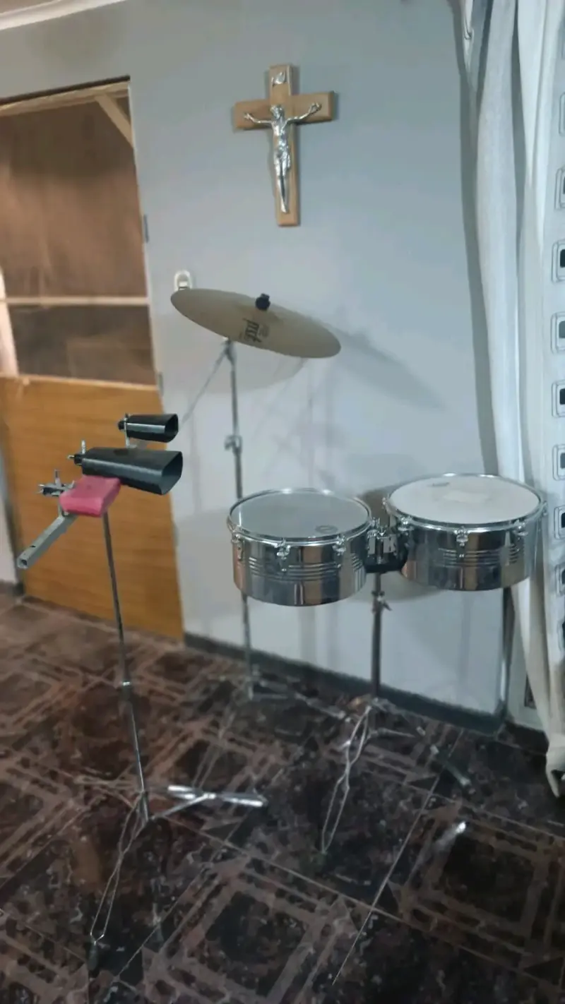 Set de timbales con platillo - 2
