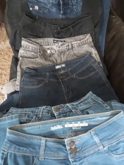 Lote de jeans variados - miniatura 2