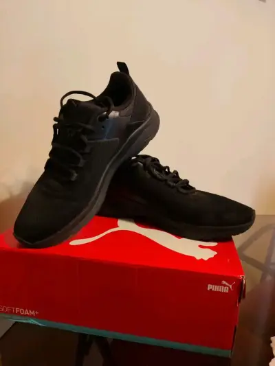 Zapatillas negras Puma N°43 - miniatura 1