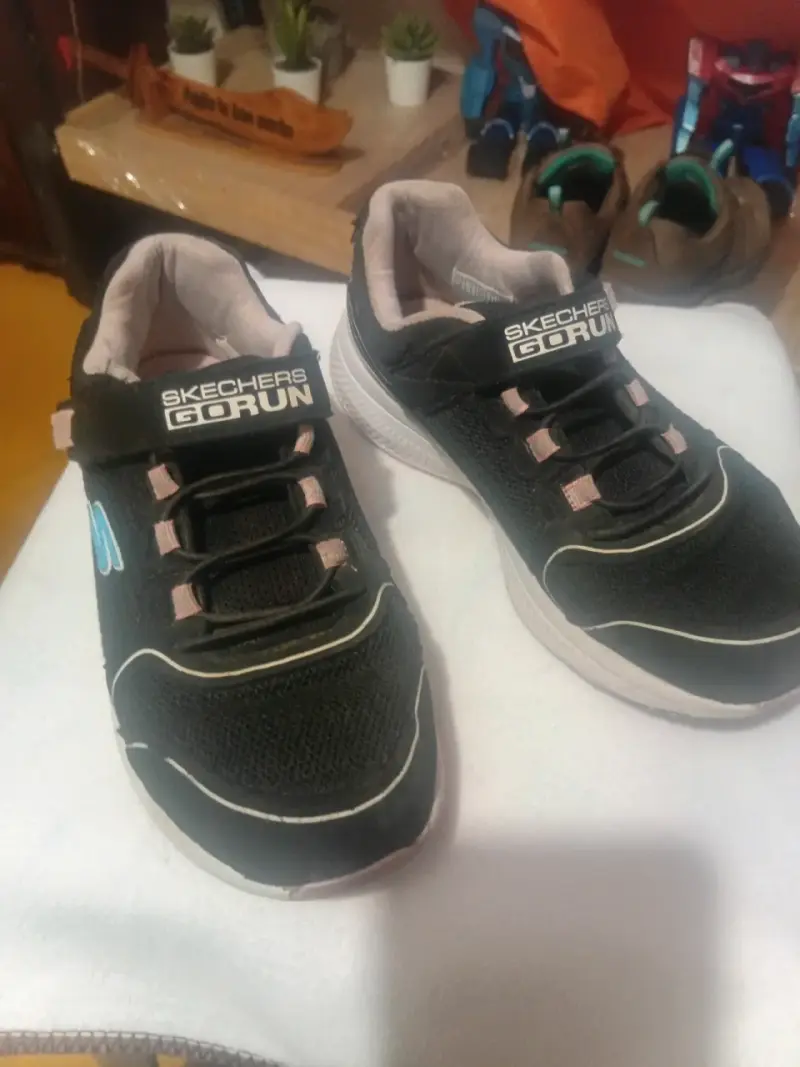 Zapatillas Skechers Go Run negras - 1