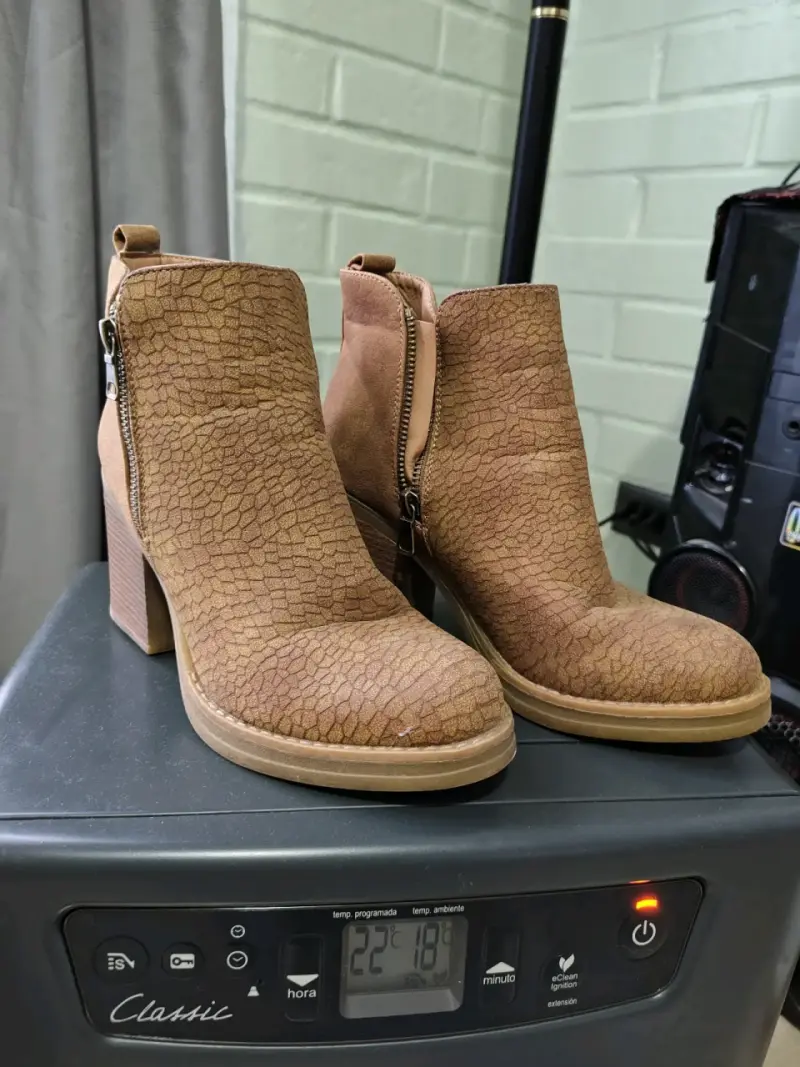 Botines marrones con cierre - 2