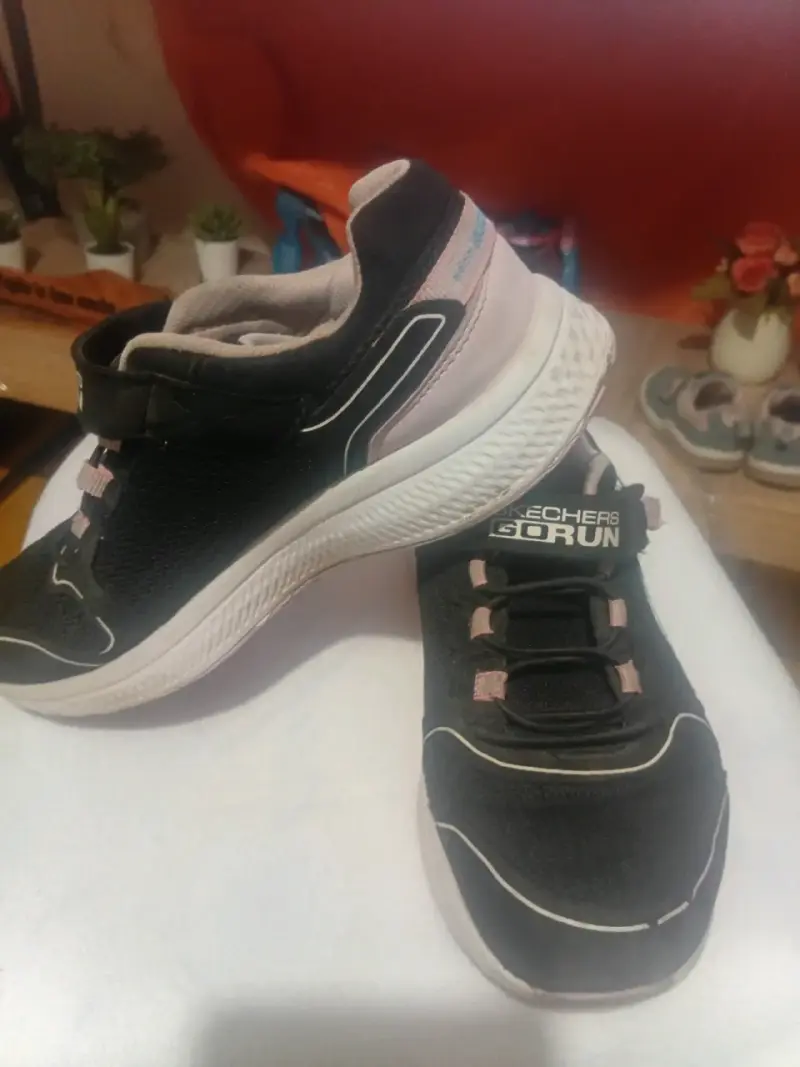 Zapatillas Skechers Go Run negras - 2