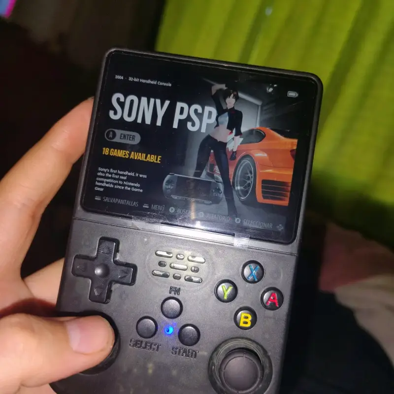 Consola r36s portátil - 1