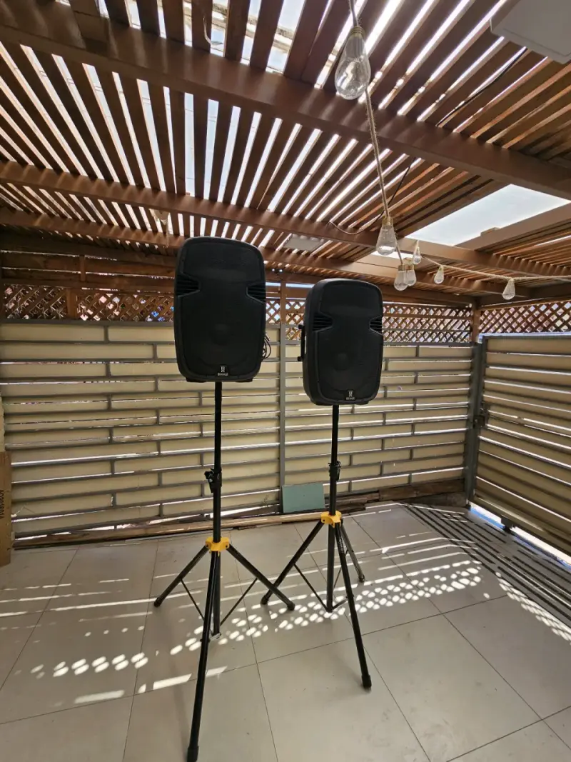 Parlantes amplificados QUBA 8 - 5