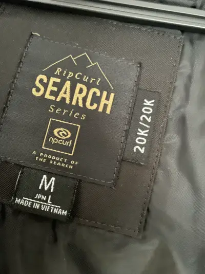 Chaqueta impermeable negra - miniatura 2