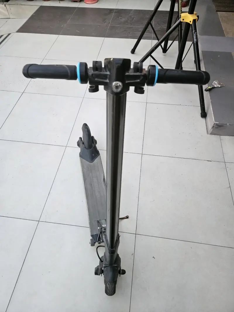 Scooter eléctrico usado - 3