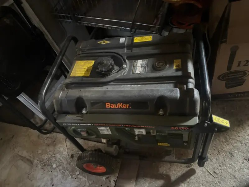 Generador a gasolina Bauker GG2800 - 1