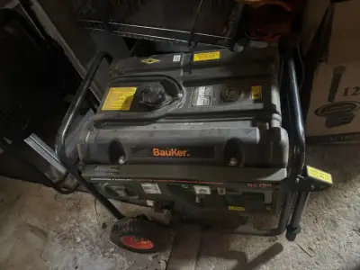 Generador a gasolina Bauker GG2800 - miniatura 1