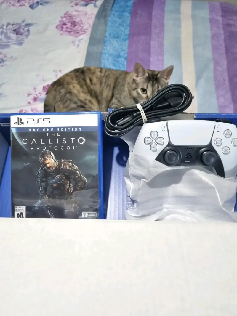 Consola PlayStation casi 5 nueva - 4