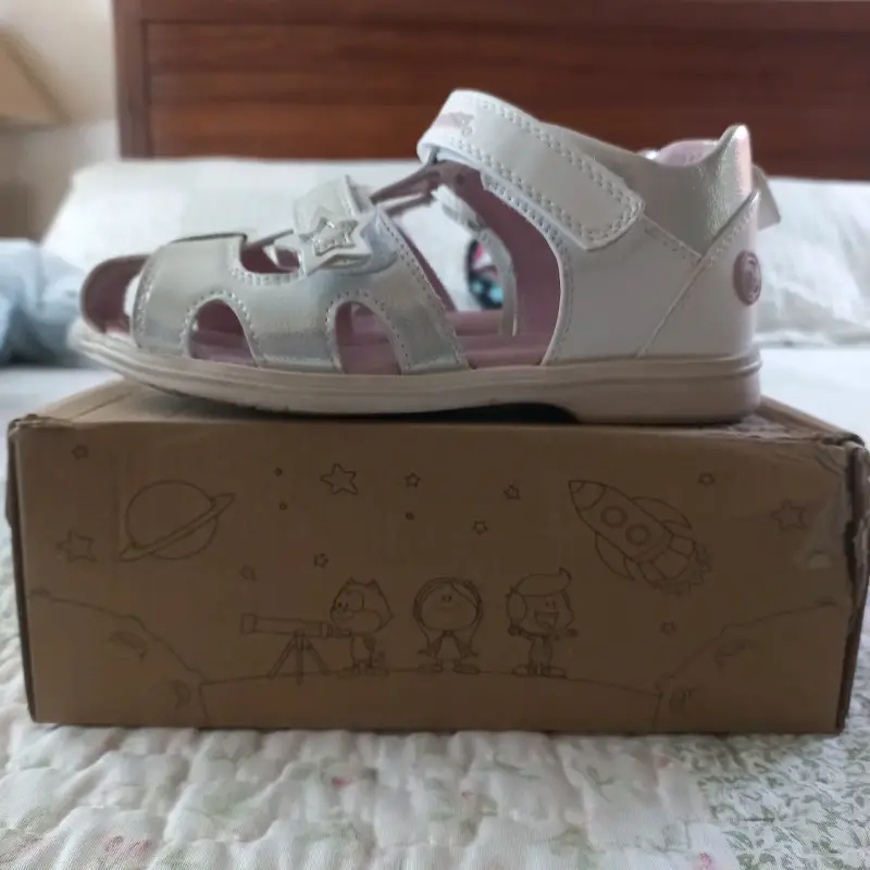 Sandalias blancas para niñas N°32 - 2