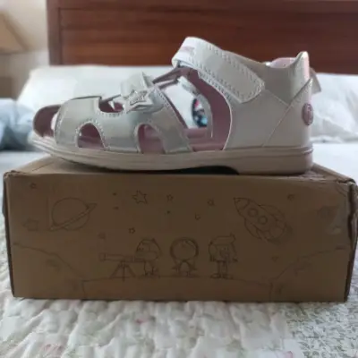 Sandalias blancas para niñas N°32 - miniatura 2