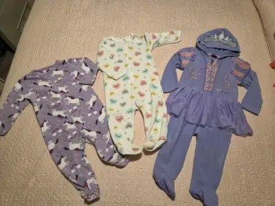 Pijamas infantiles variados - miniatura 1