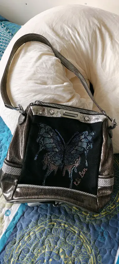 Cartera diseño mariposa brillante - miniatura 1