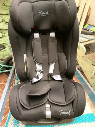 Silla de auto Bebesit negra - miniatura 1