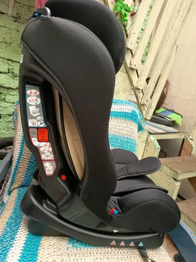 Silla de auto Bebesit negra - miniatura 2