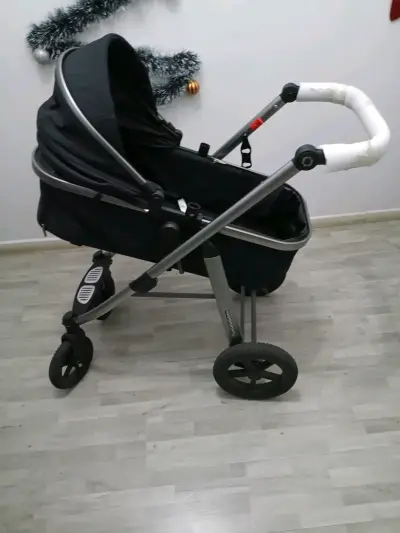 Coche cuna de bebé negro plegable - miniatura 1