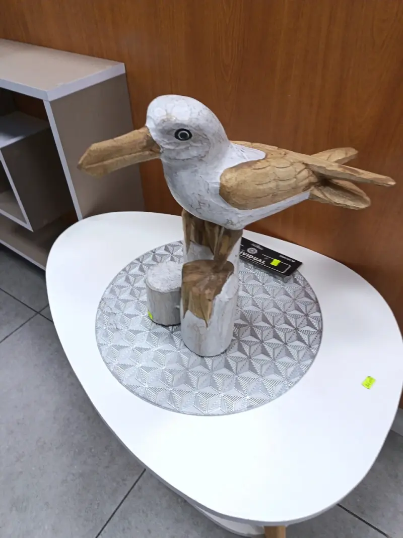 Figura decorativa de pelícano en madera - 2