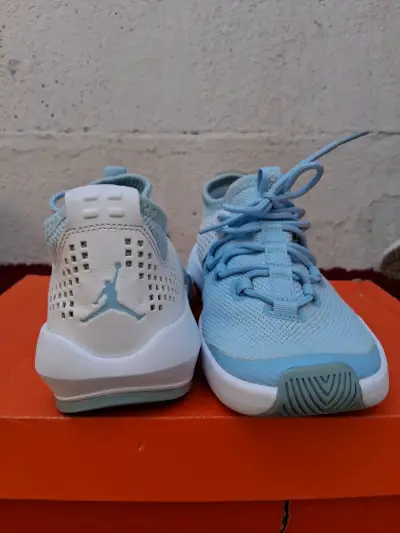 Zapatillas deportivas - miniatura 1