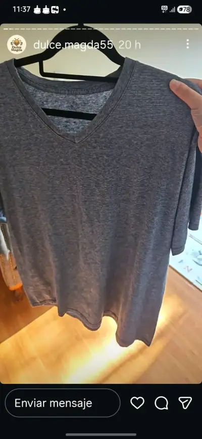 Polera gris de algodón - miniatura 1