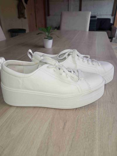 Zapatillas plataforma blancas - miniatura 1