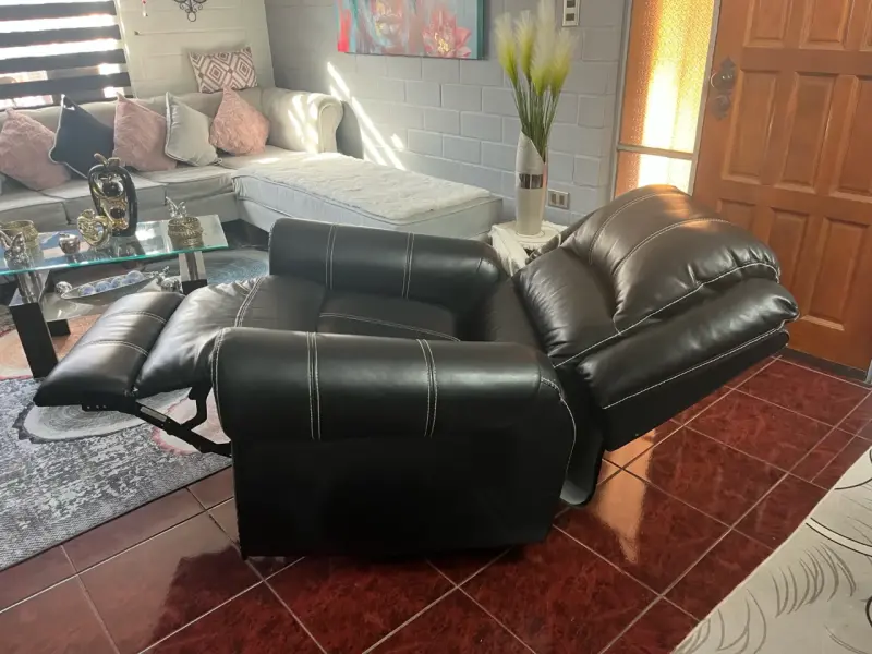 Sillón reclinable negro - 3