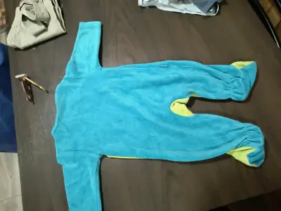 Mono para bebé verde y azul - miniatura 2