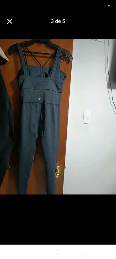 Enterito negro con tirantes - miniatura 2