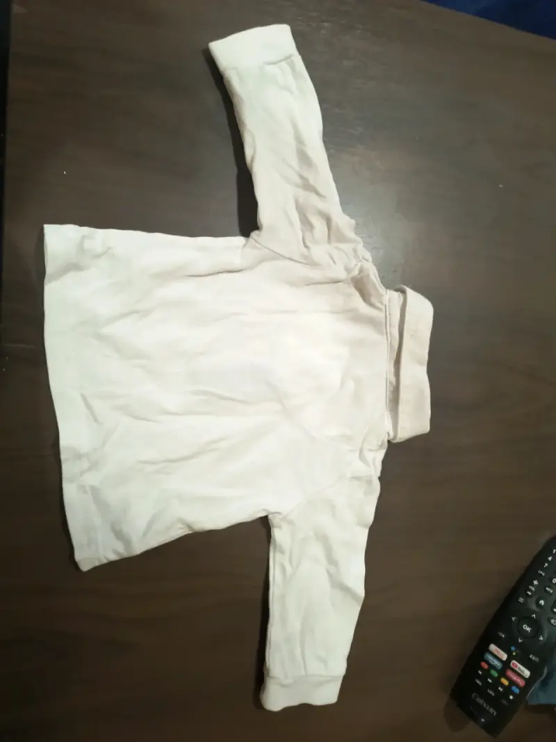 Polera larga bebé blanco y azul - 2