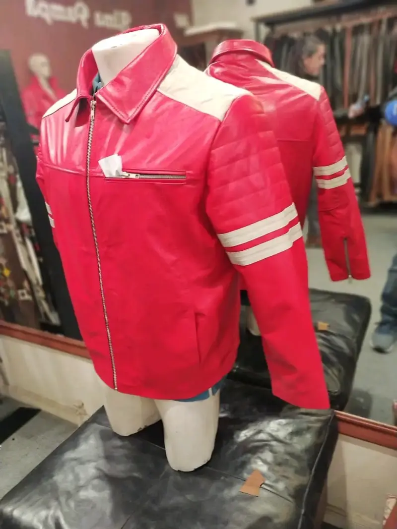 Chaqueta de cuero negra - 5