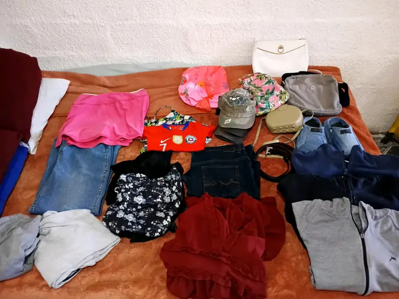 LOTE DE ROPA PARA FERIA - 2