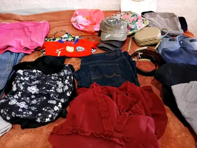 LOTE DE ROPA PARA FERIA - miniatura 4