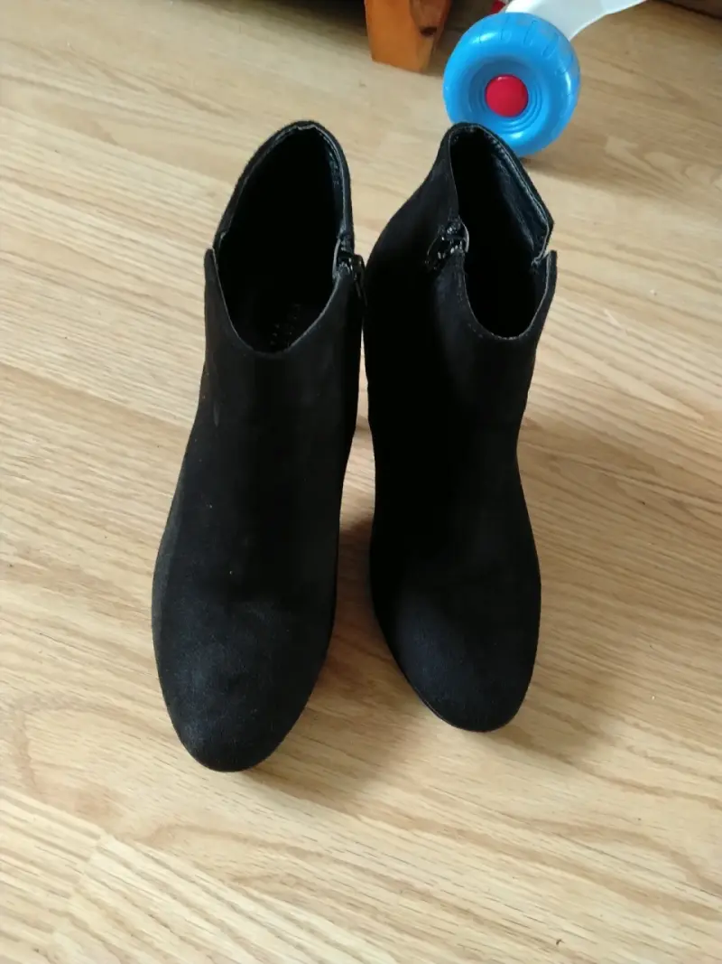 Botines negros de mujer - 2
