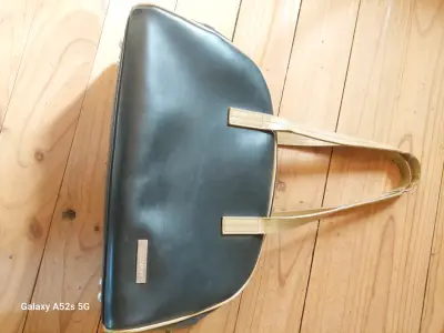 Bolso negro Basement - miniatura 1