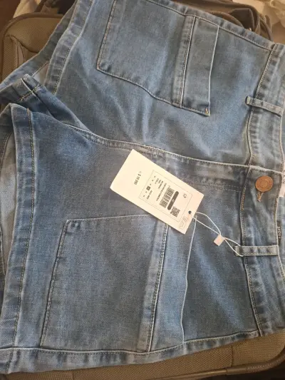 Shorts de mezclilla azul claro - miniatura 1