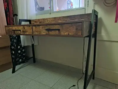 Escritorio - miniatura 3